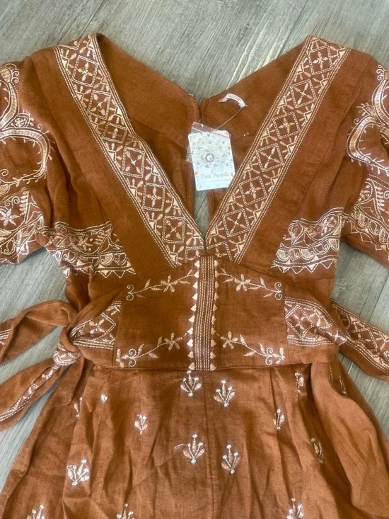NWT Free People Azalia Boho Embroidered V-Neck Shorts Romper in Chocolate Brown - Picture 8 of 12
